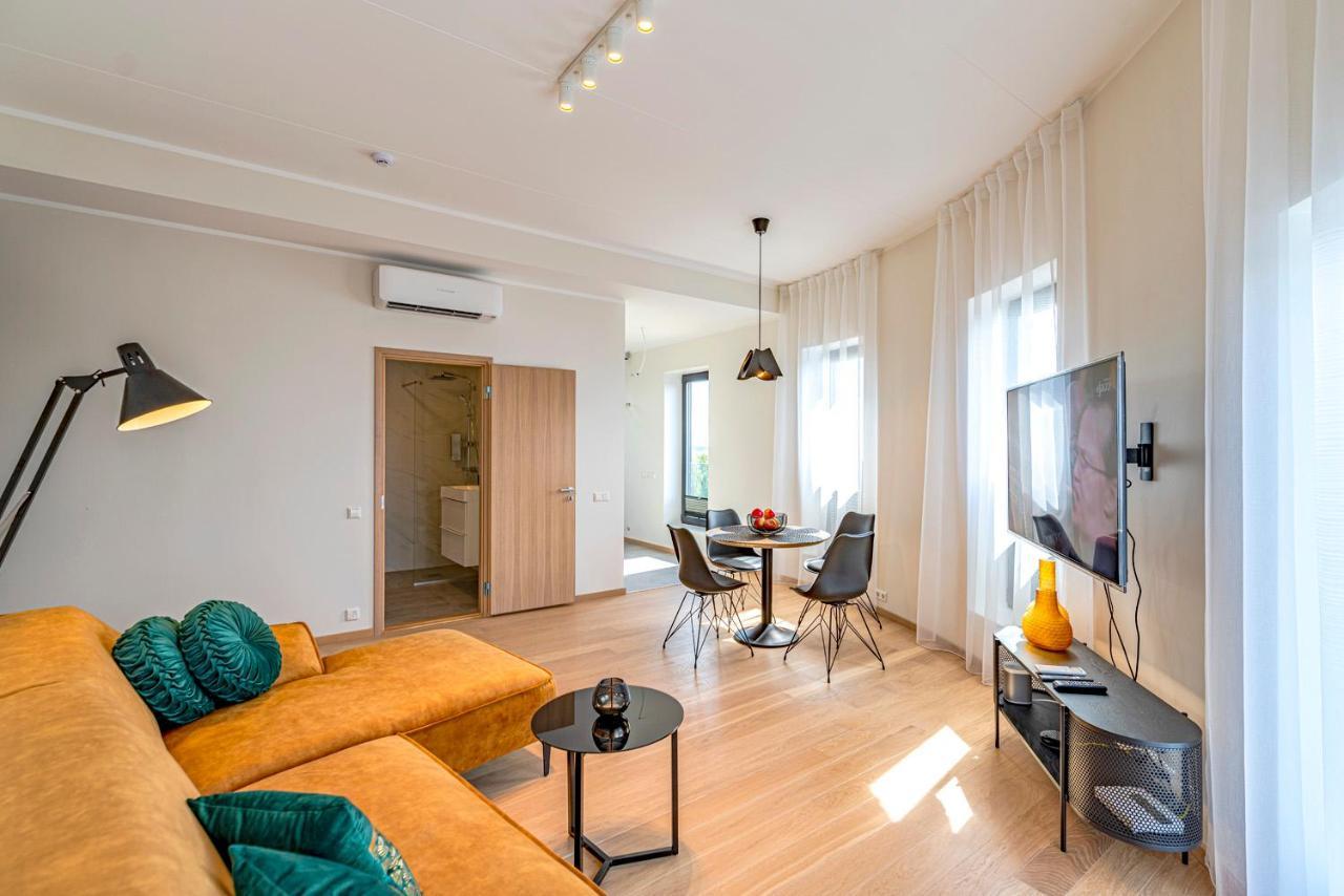Artisa Riia Str 20B Luxury Penthouse Apartment Tartu Exterior photo