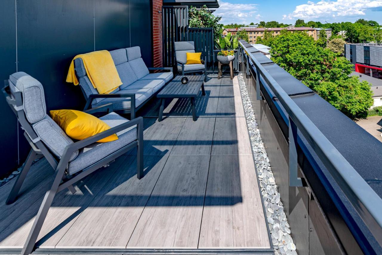 Artisa Riia Str 20B Luxury Penthouse Apartment Tartu Exterior photo